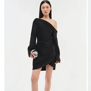 Elegant One-Shoulder Black Dress